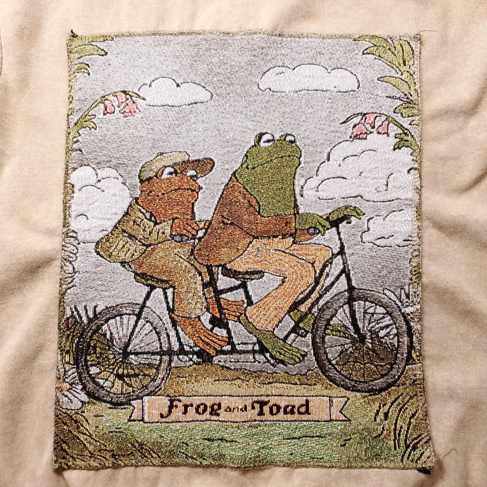 Frog and Toad Woven Tapestry Graphic Crewneck Sweatshirt Men S Beige Cottagecore
